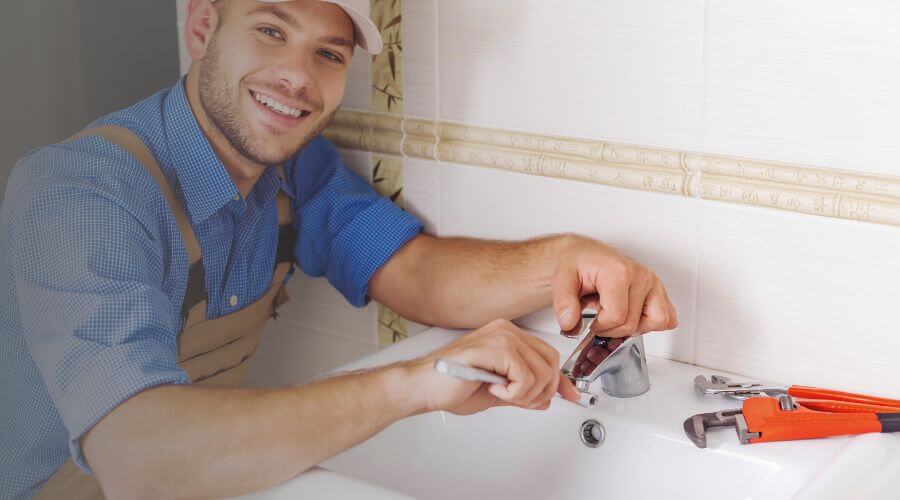 Local tankless water heater installation in Du Bois, IL